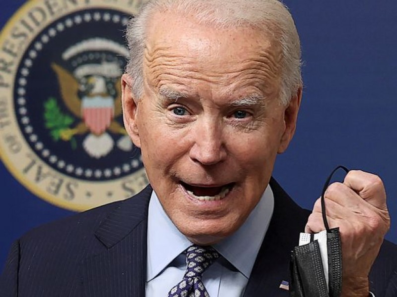 Quitar uso obligatorio de cubrebocas es neandertal: Joe Biden