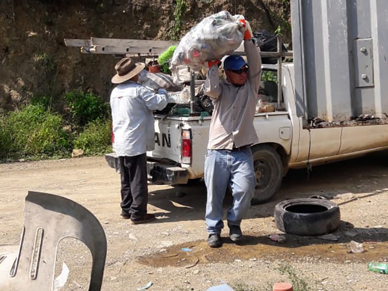 Trabajan en Jalpan para eliminar del Mosquito Transmisor del Dengue