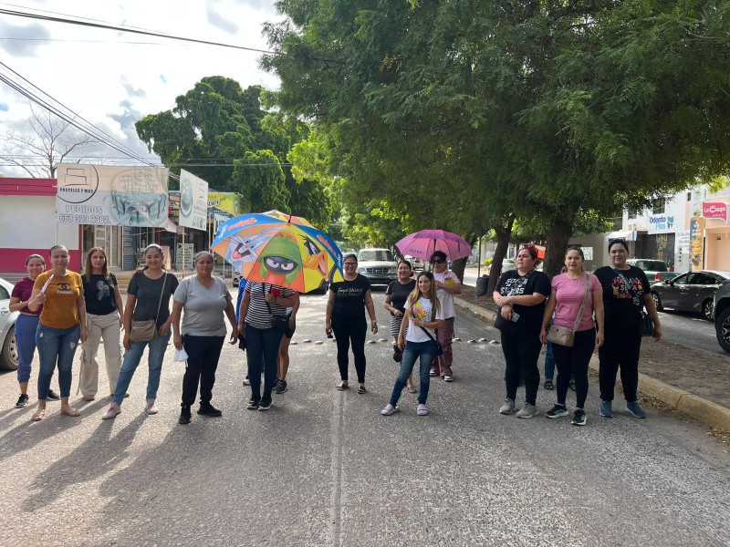 ¡Radicalizan acciones! Padres de la Francisco Villa bloquean bulevar Pedro Anaya