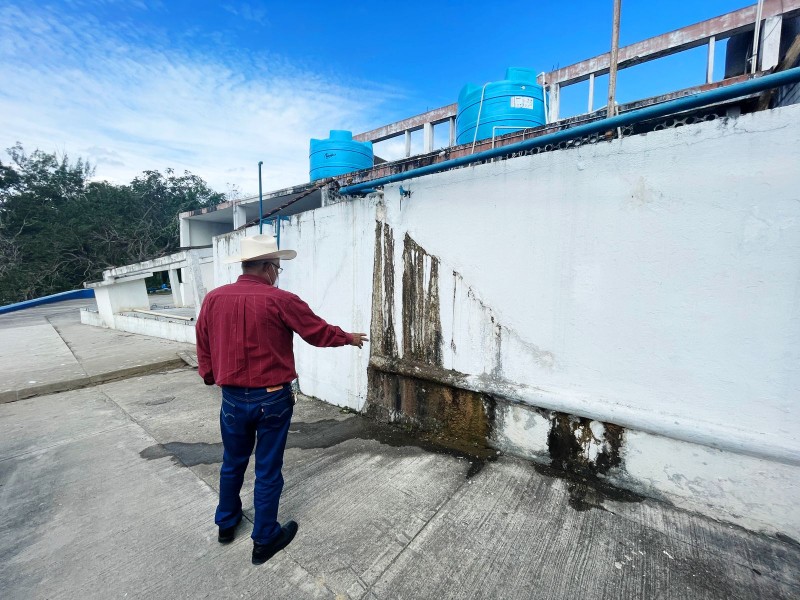 Rastro de Tuxpan con problemas de infraestructura y contaminación