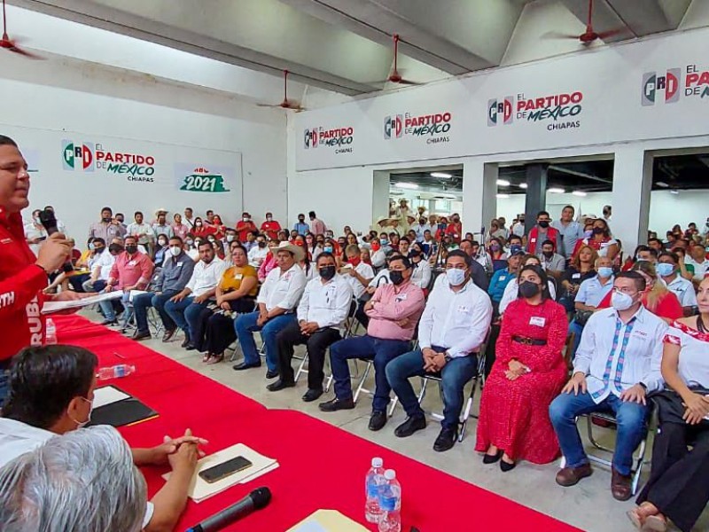Ratifican a Rubén Zuarth como dirigente del PRI en Chiapas