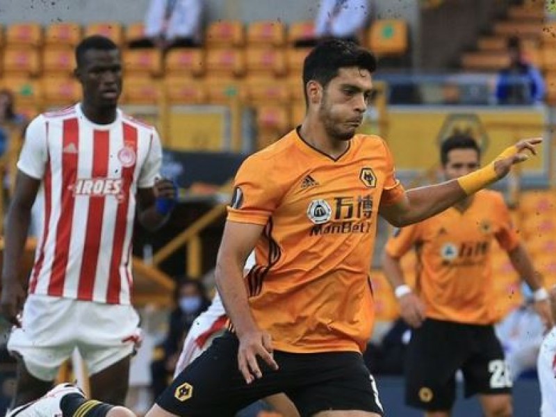 Raúl Jiménez anota para triunfo del Wolverhampton