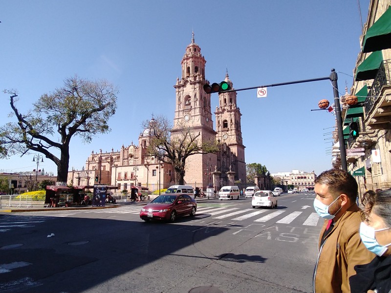 Reabierta circulación vehicular en avenida Madero