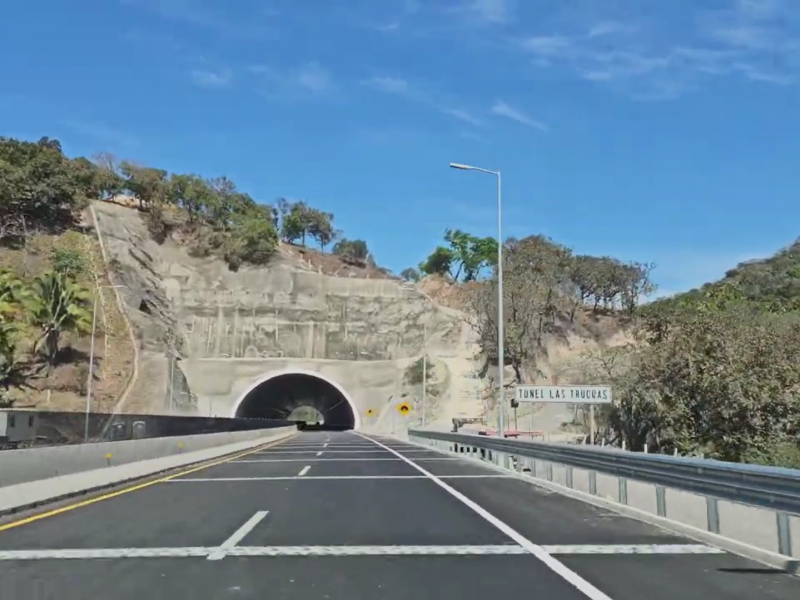 Reabren autopista a Vallarta, tramo Compostela-Las Varas, después de deslave