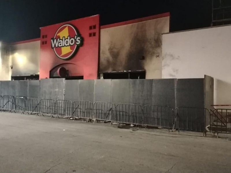 Reabren calles del Centro de Hermosillo tras incendio en Waldo’s