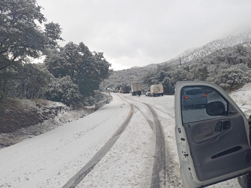 Reabren carretera Ímuris-Cananea
