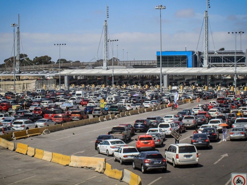 Reabren frontera entre México y Estados Unidos