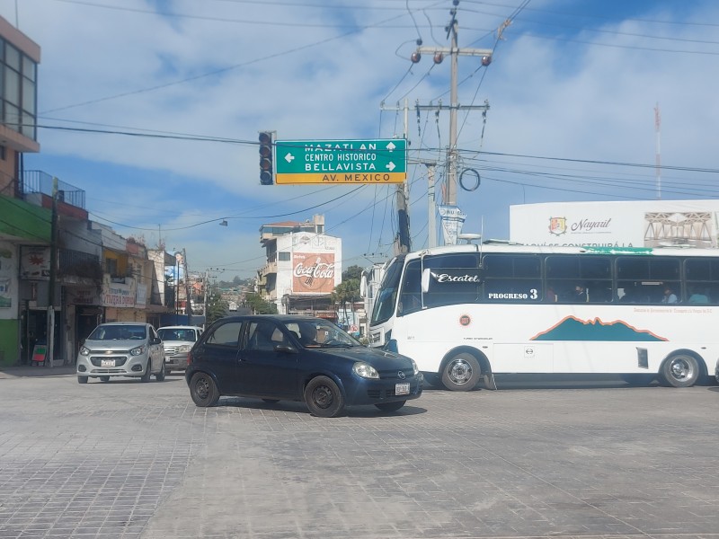 Reabren paso vehicular en Avenida México y Colosio