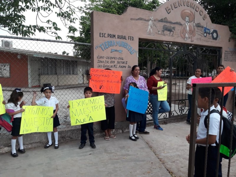 Reactivan clases en primaria Tierra y Libertad