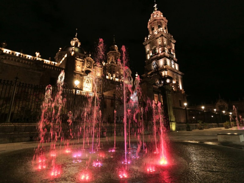 Reactivan “fuentes danzarinas” del centro histórico