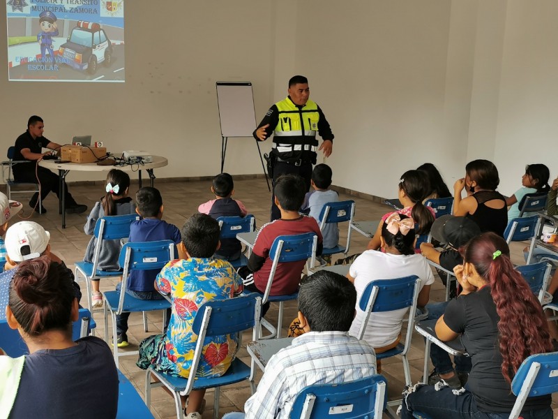Reactivan pláticas de educación vial en Zamora