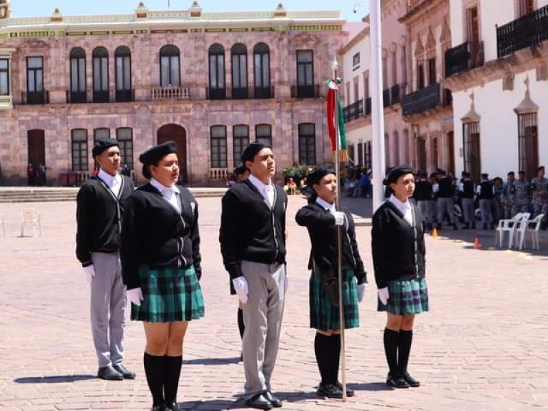 Realiza COBAEZ concurso de escoltas de bandera