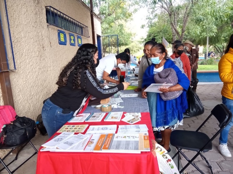 Realiza feria de Salud en Ezequiel Montes