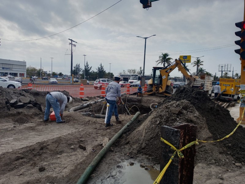 REALIZA GRUPO MAS DISTINTAS OBRAS EN VERACRUZ.