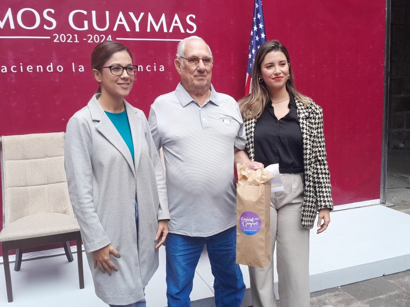 Realiza H.Ayuntamiento de Guaymas ceremonia de cruce de banderas
