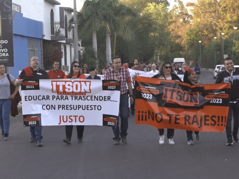 Realiza ITSON manifestación para exigir al estado presupuesto justo