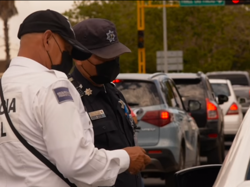 Realiza policía vial operativos preventivos en Tepic
