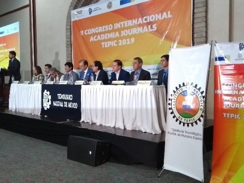 Realiza Tec Congreso Académico Científico