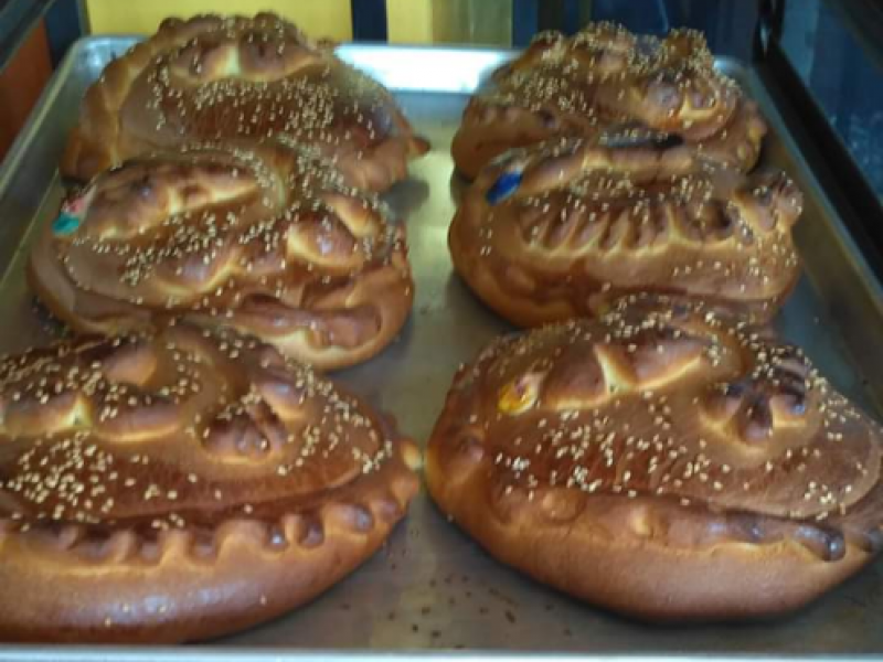 Realización de Pan de Muerto en la Región