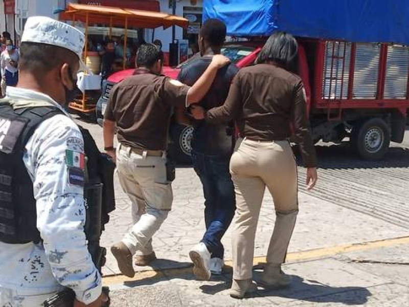 Realizan autoridades, operativos contra migrantes en Tapachula