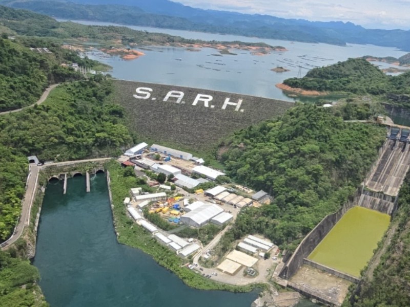 Realizan autoridades visita a Sistema Hidroeléctrico Grijalva