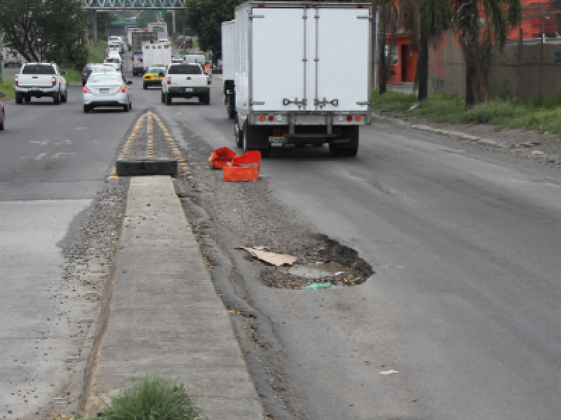 Realizan bacheo en Lázaro Cárdenas