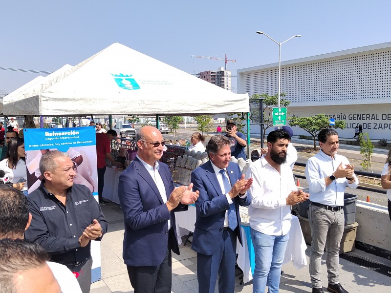 Realizan bazar en Zapopan de productos elaborados por reclusos