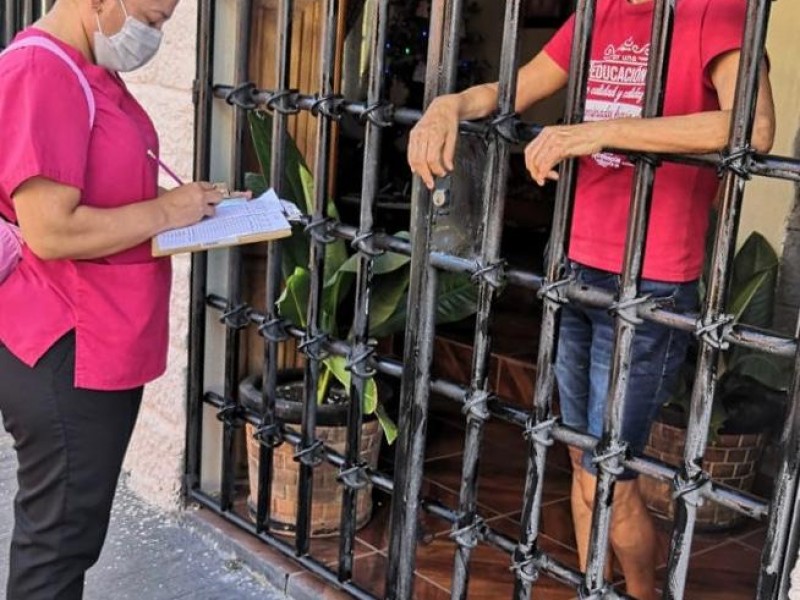 Realizan brigadeos casa por casa para detectar casos COVID-19