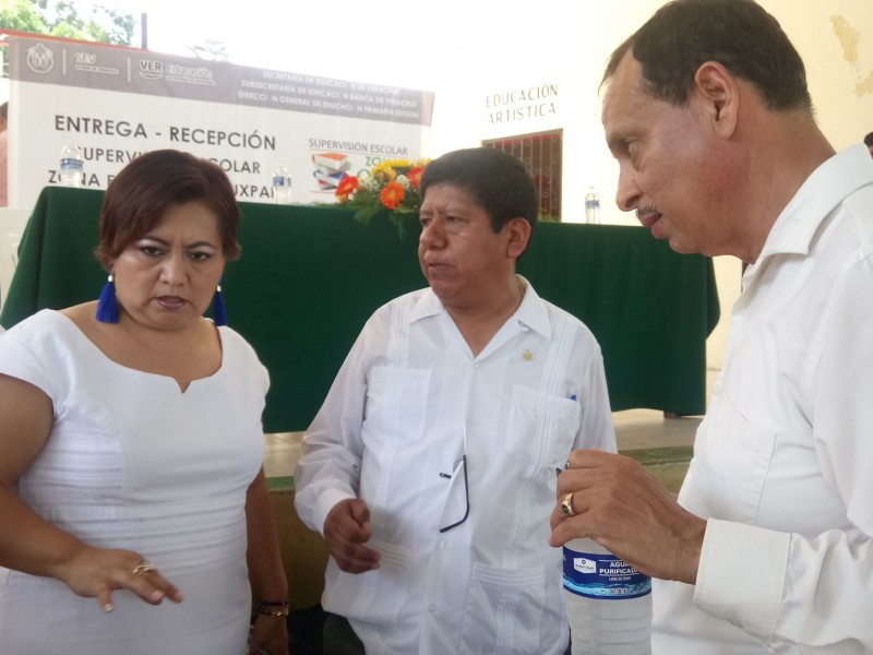 Realizan cambio en la supervision escolar zona 06