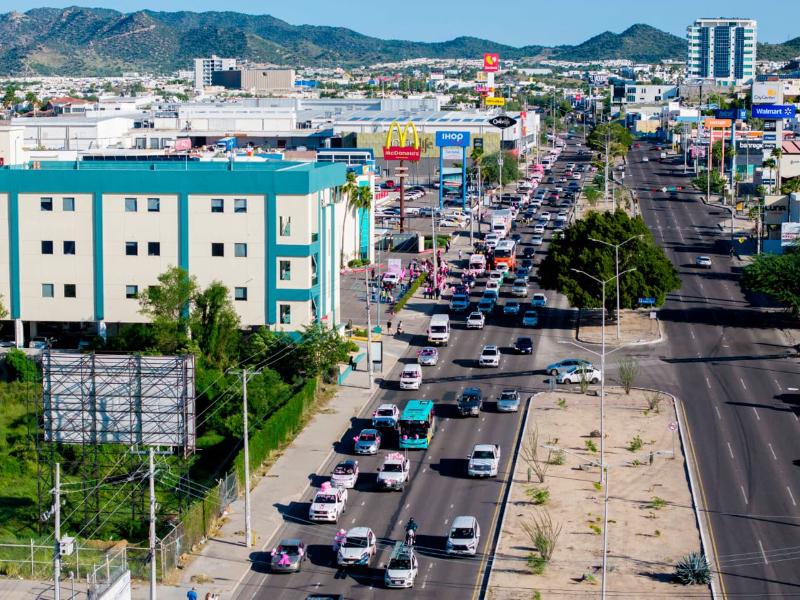 Realizan Caravana por la Vida para concientizar sobre el cáncer de mama