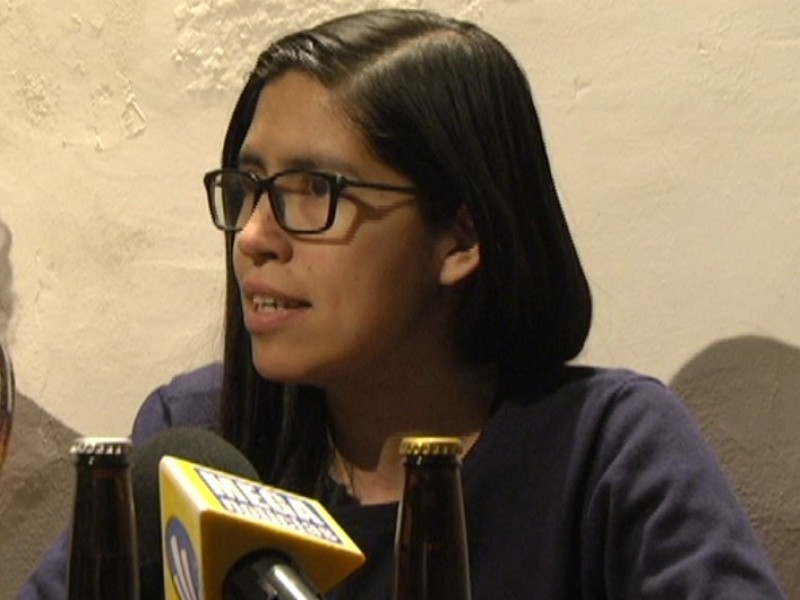 Realizan cocción de cerveza entre mujeres