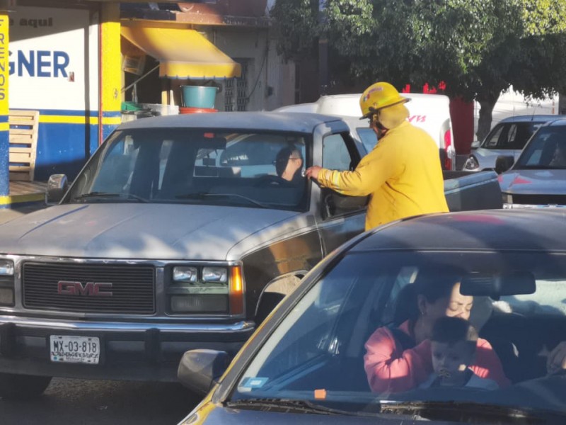 Realizan colecta anual de Bomberos La Piedad