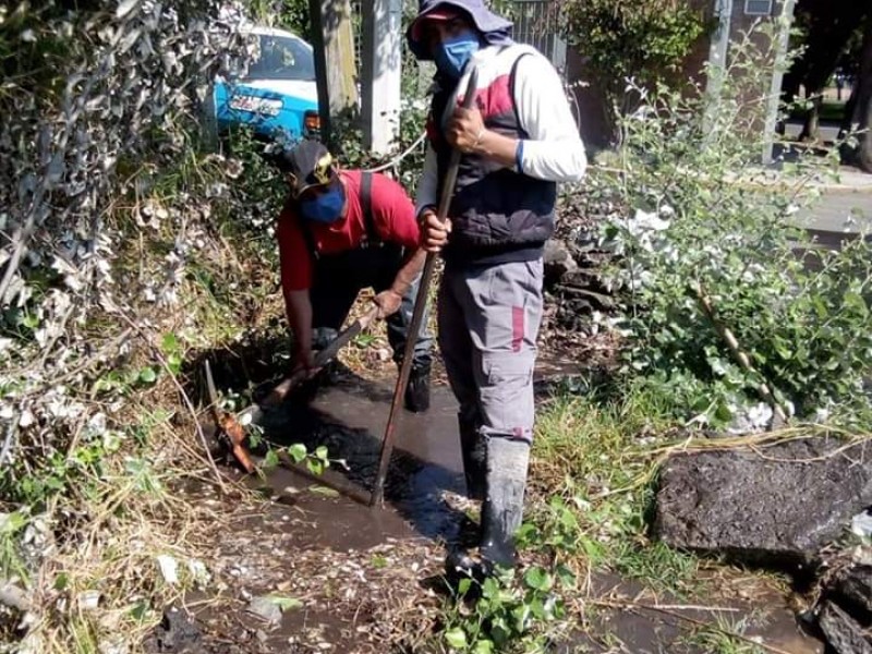 Realizan desazolve en Metepec para evitar inundaciones