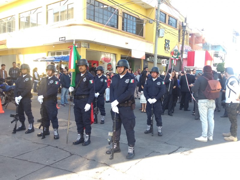 Realizan desfile cívico deportivo de la Revolución mexicana