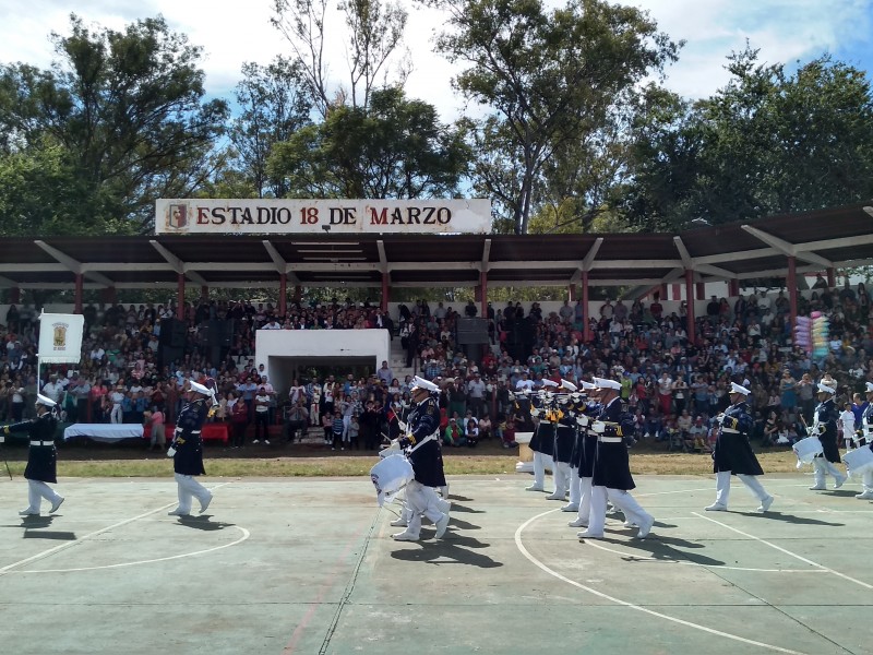 Realizan desfile conmemorativo de la Revolución Mexicana