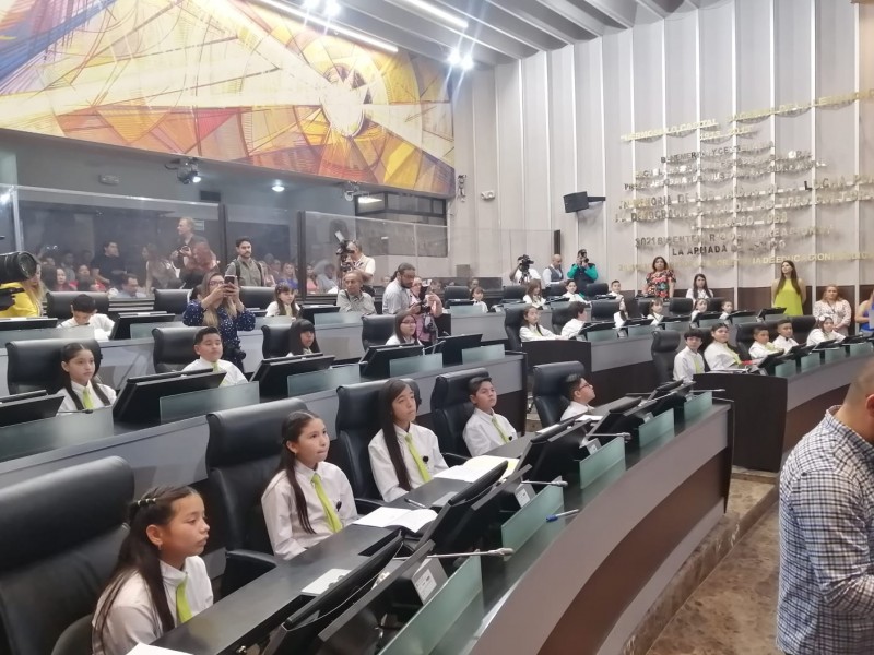 Realizan el Parlamento Infantil en Sonora 2023