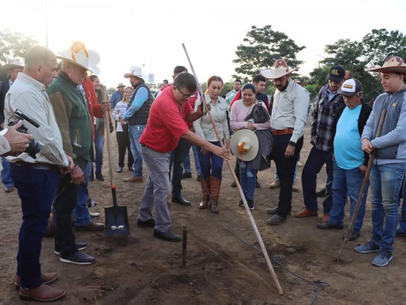 Realizan el trazado de la Plaza de Toros 