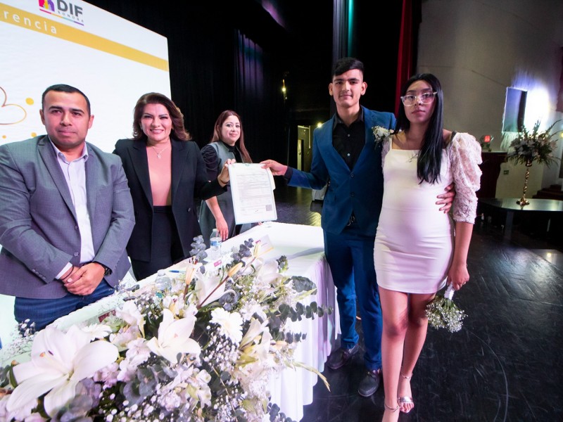 Realizan en Guaymas jornada de matrimonios colectivos