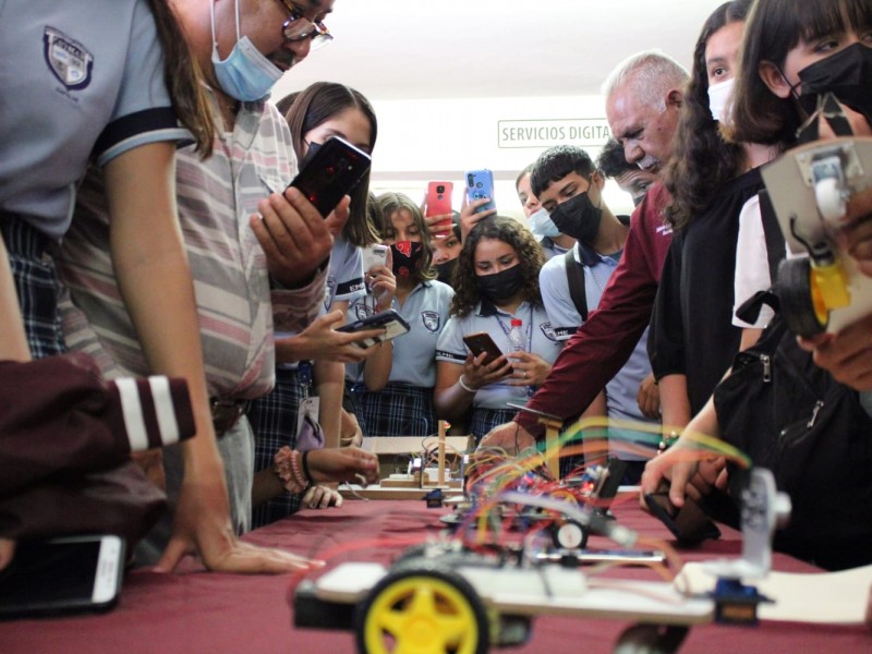 Realizan exposición de robótica en Empalme