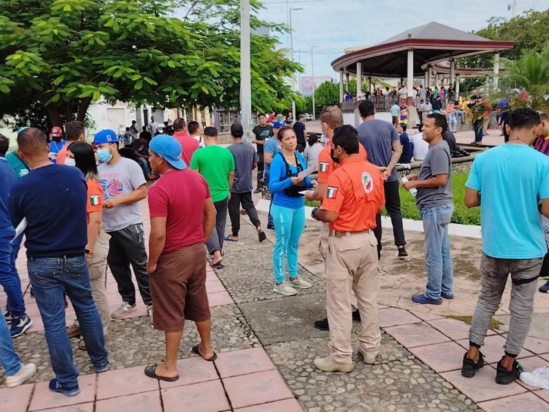 Realizan feria de servicios para comunidad migrante en Tapachula