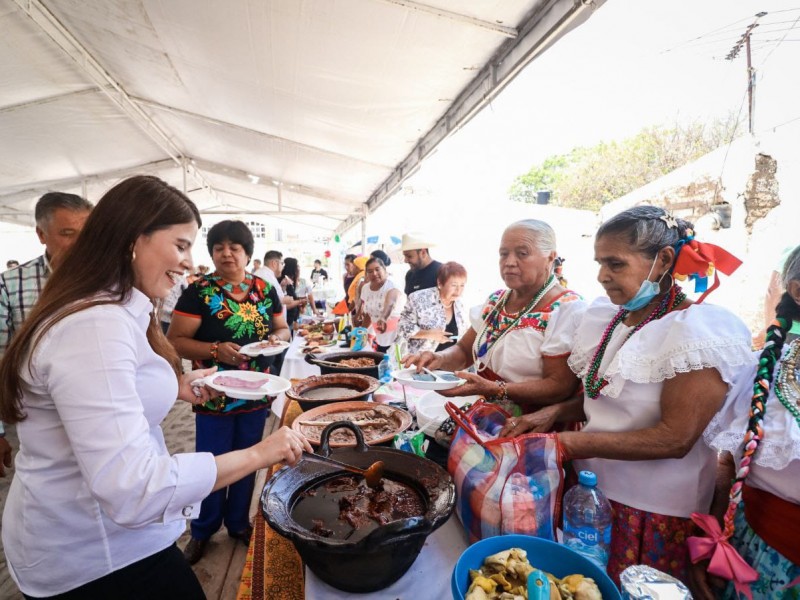 Realizan Festival del Mole en San Juan del Río