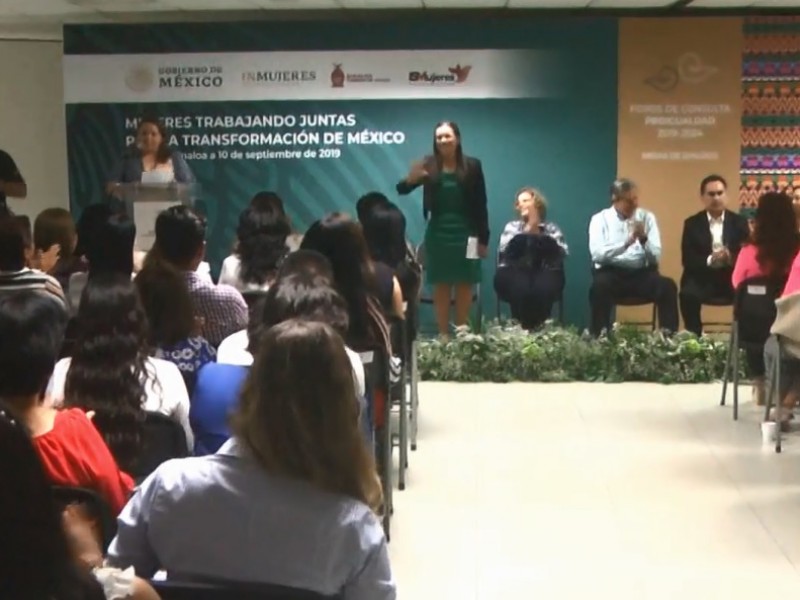 Realizan foro Proigualdad de mujeres