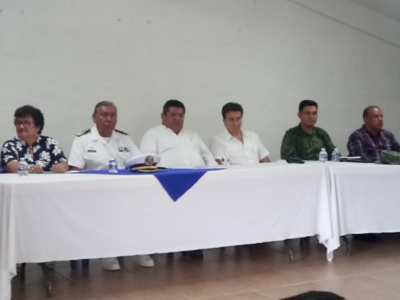 Realizan foro sobre desarrollo regional