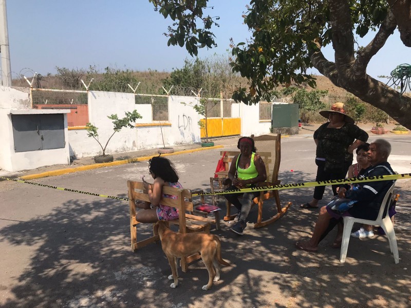 Realizan guardias para evitar corte de energía en bomba