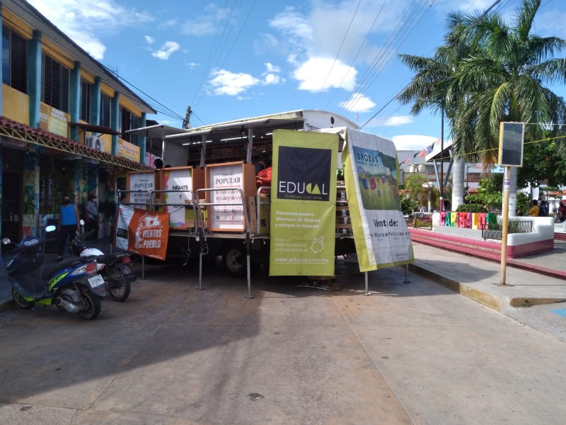 Realizan Guelaguetza de la lectura en Ciudad Ixtepec