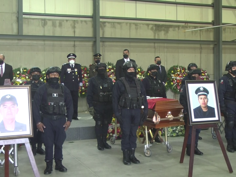 Realizan homenaje a policías caídos