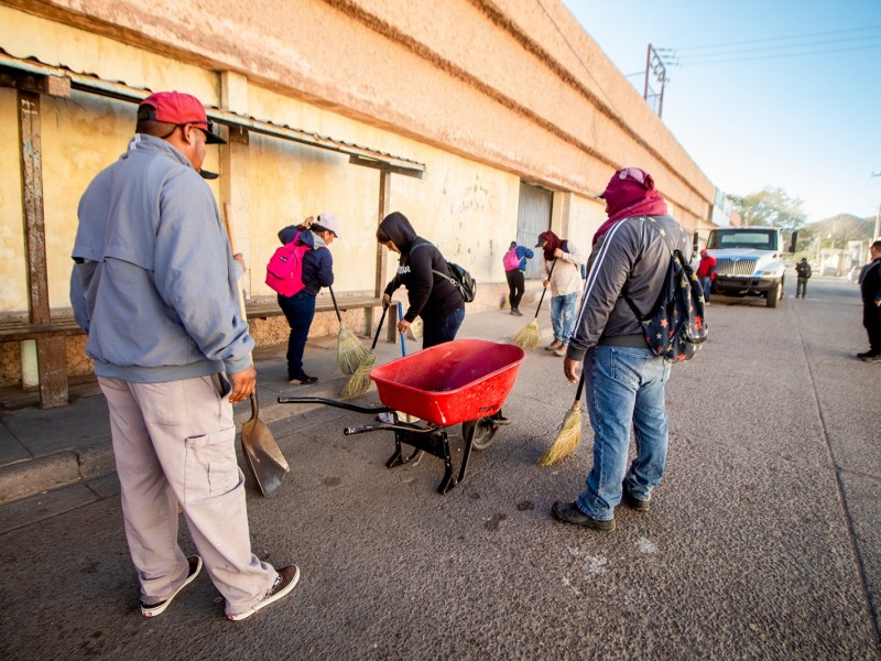 Realizan jornada de limpieza en el Centro del Puerto