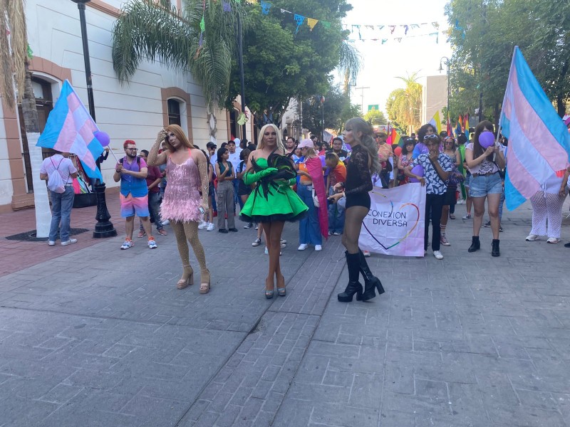 Realizan la primera marcha LGBT en la ciudad de Lerdo