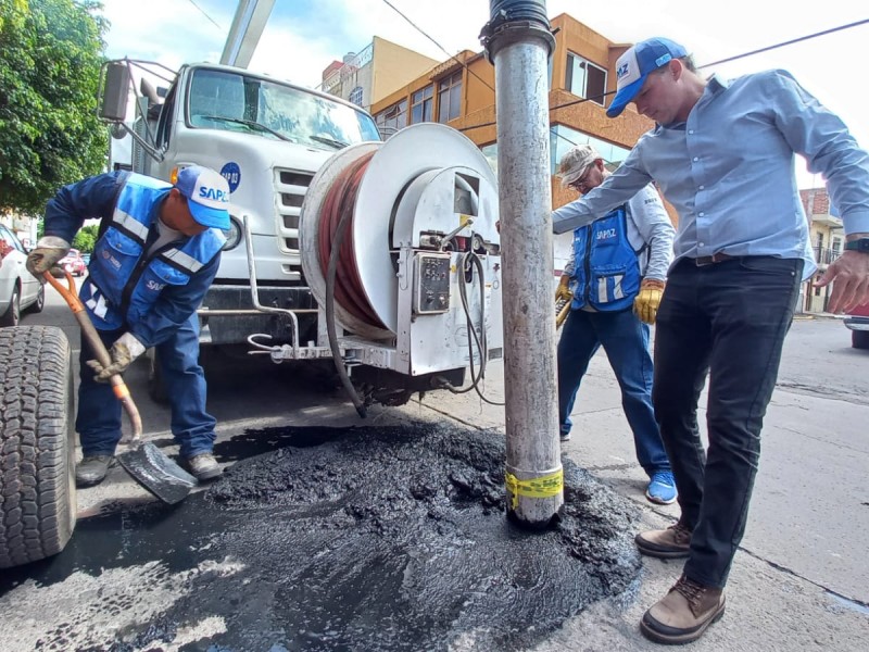 Realizan limpieza de redes sanitarias en colonia zamorana