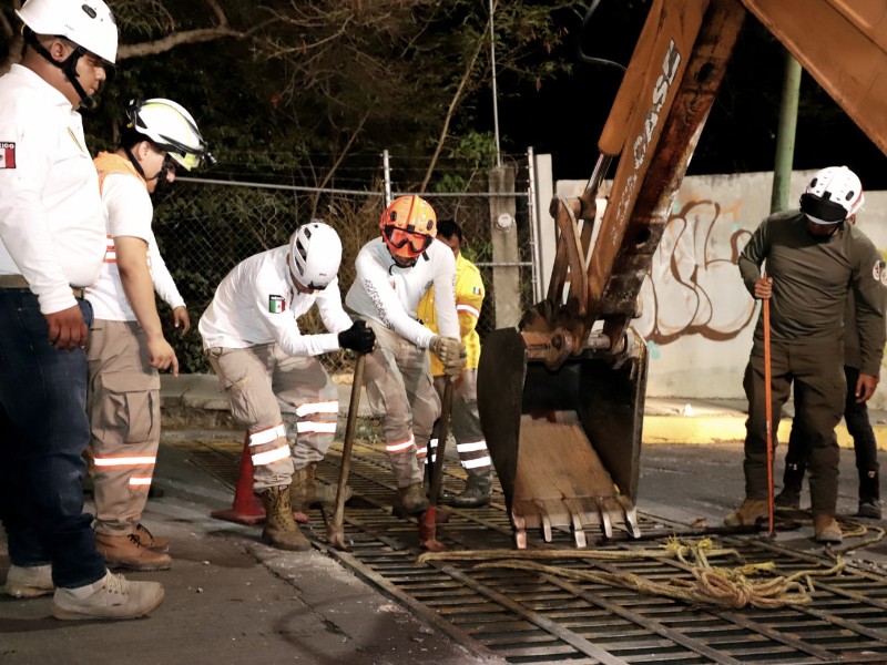 Realizan limpieza en alcantarillas previo a lluvias